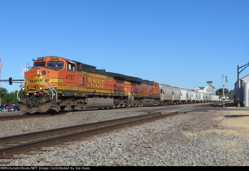 BNSF 4797 East